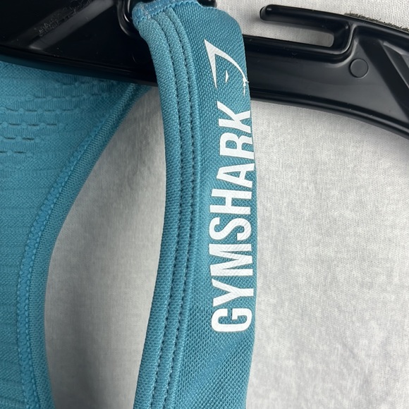 Gymshark small without tank - Picture 3 of 6